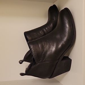 Sofft Ankle Boots